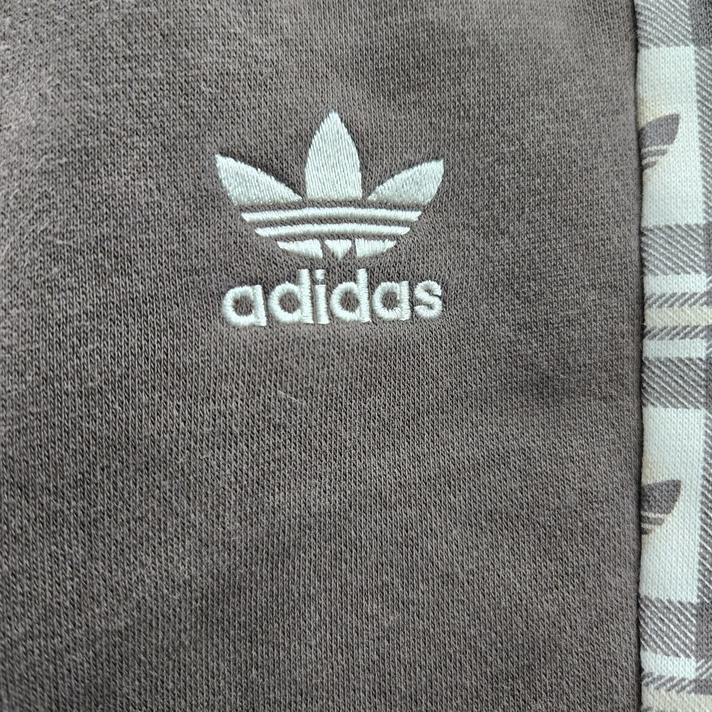 Adidas Men‎ Activewear Pants M Brown Embroidered Sweatpants Plaid Stripe Fleece